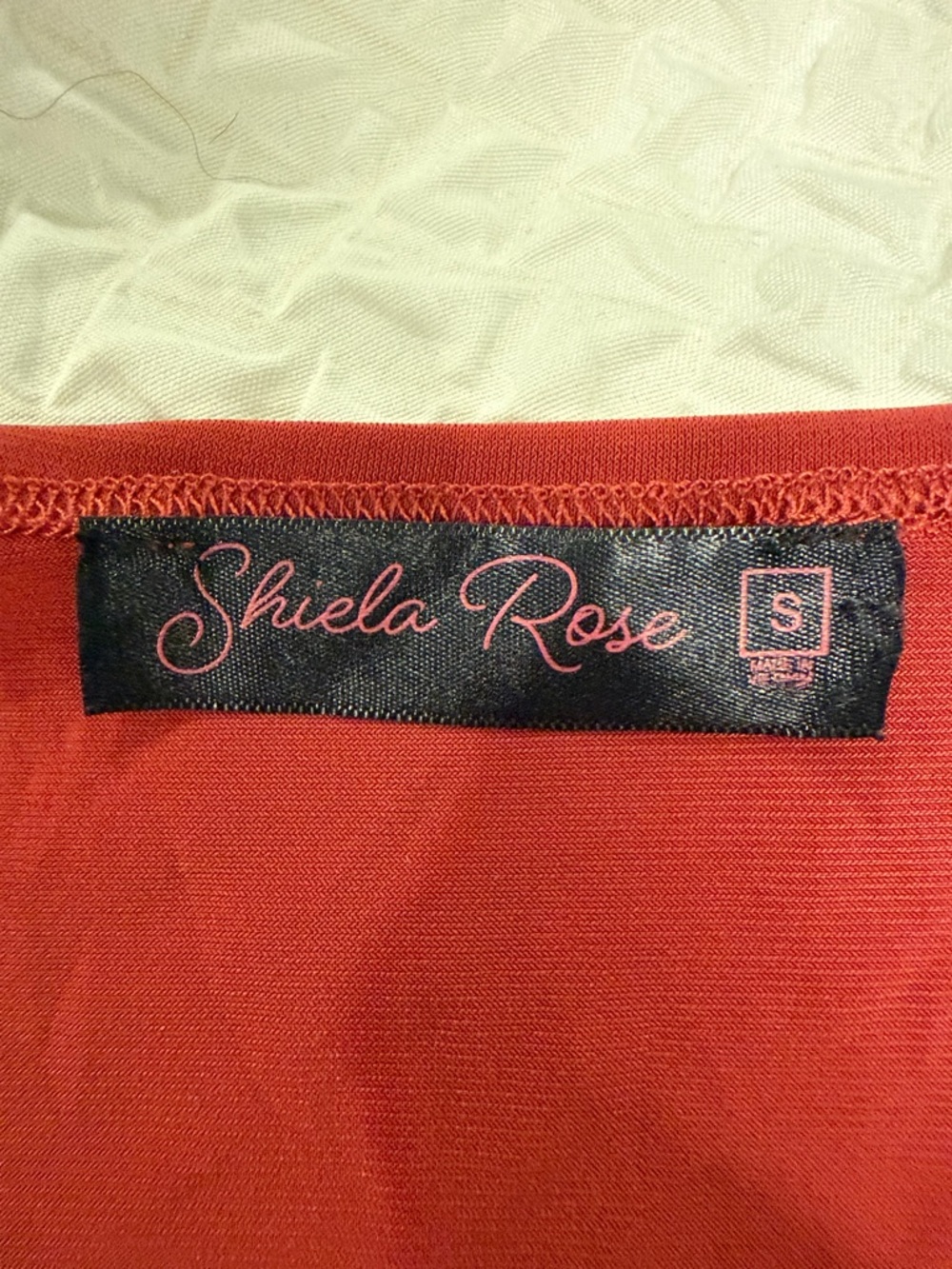 Shiela Rose Women's Coral Red Lightweight Cardigan - Small
